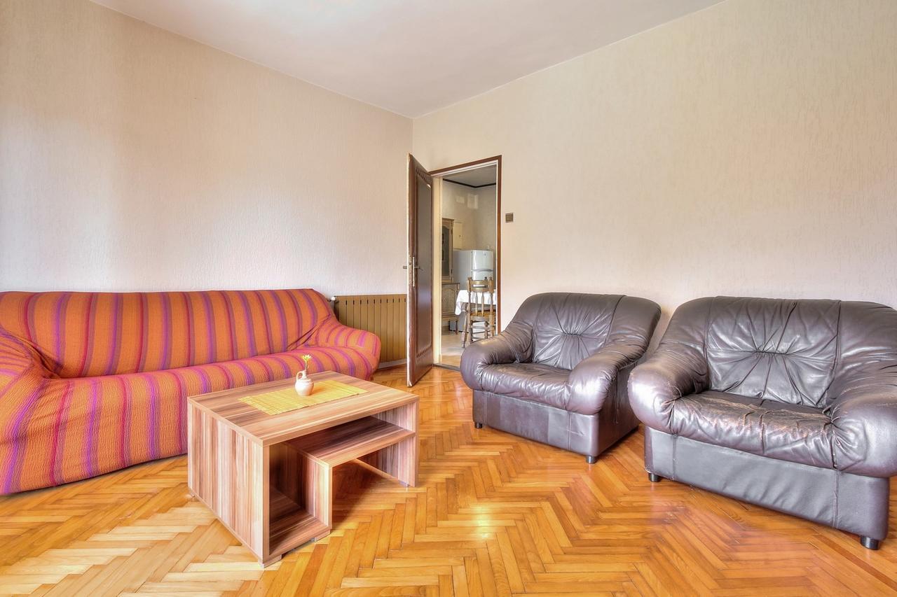 Lovric House With Apartments ウマグ エクステリア 写真